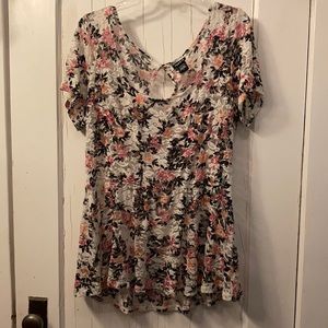 Torrid Lace Peplum Top size 2